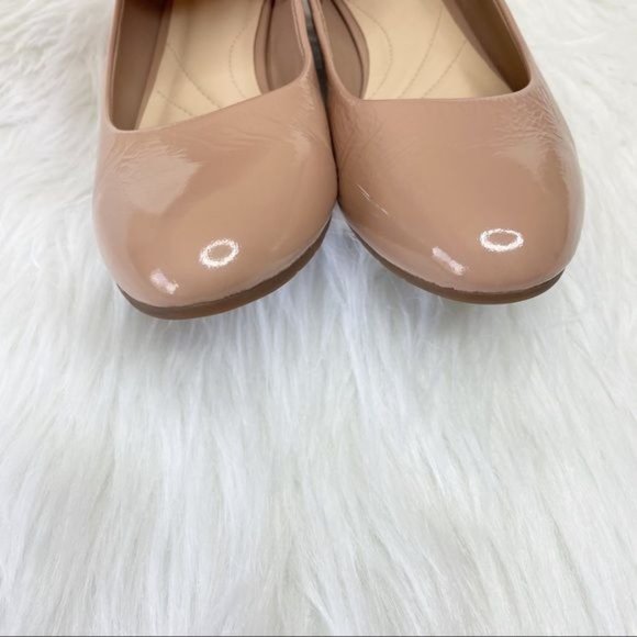 🎉SOLD🎉CLARKS Artisan VENDRA BLOOM WOMENS WEDGE PUMP Size 7 - Picture 16 of 16